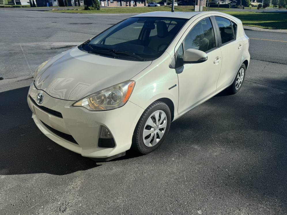 2014 Toyota PRIUS C