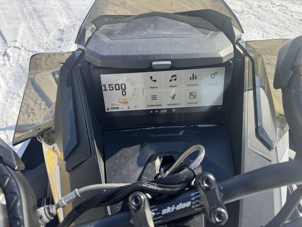 Automobiles Denis Jacques : Ski Doo MXZ XRS 2024